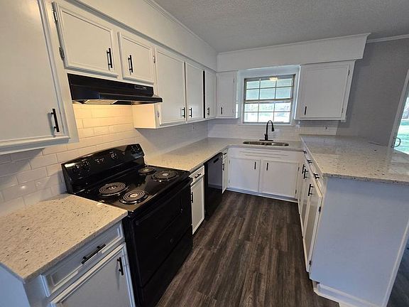 220 McKinley St 2_11152024