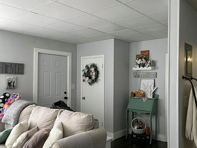 514 Main St E — Photo 2