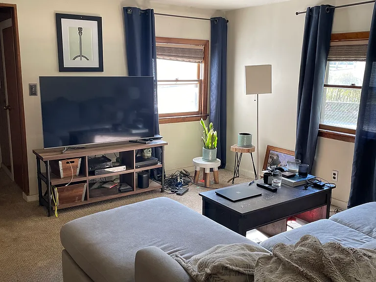 330 Washington St #1 — Photo 1