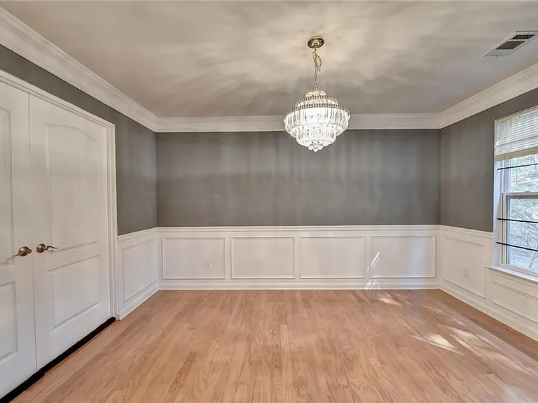 5064 Michael Jay St — Photo 10