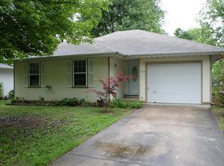 3019 W Grand St, Springfield, MO 65802
