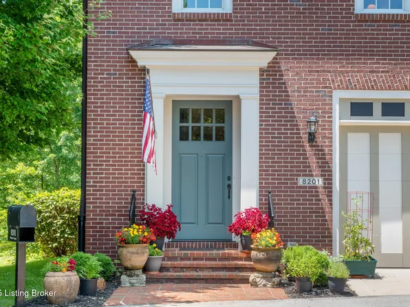 8201 Maris Ct, Louisville, KY 40241