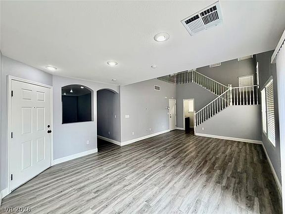 4th image of 7437 Mojave Canyon St