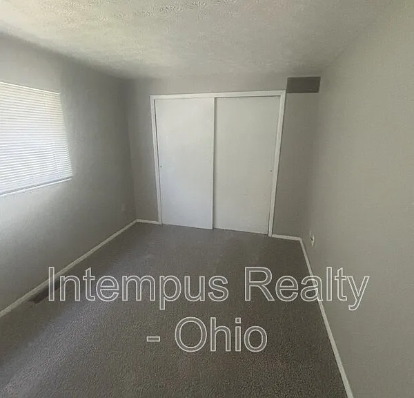 10 King Arthur Ct — Photo 19