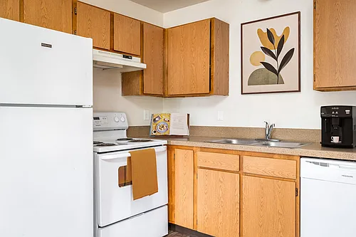 Lancaster Commons Photo 1