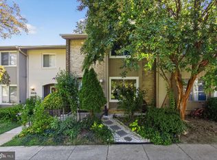 9421 Horizon Run Rd #10, Montgomery Village, MD 20886