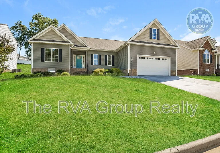 111 Wilkshire Ct — Photo 2