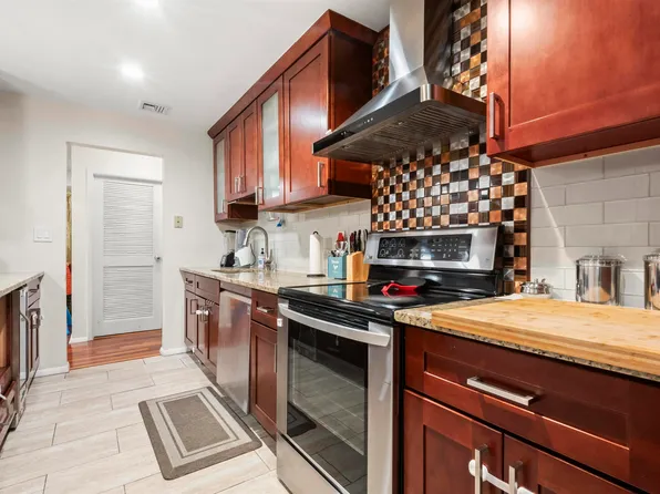 8305 Bergenline Ave #A4, North Bergen, NJ 07047