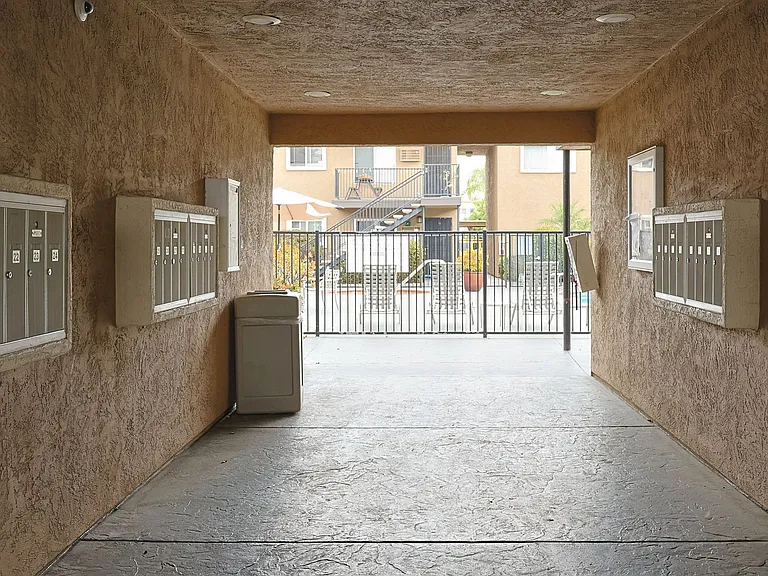 620 E Lexington Ave #16 — Photo 23