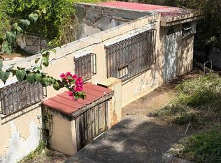 394-410 Annas Retreat Est, Saint Thomas, VI 00802