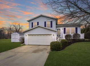 7 Lakeview Point, Bloomington, IL 61701