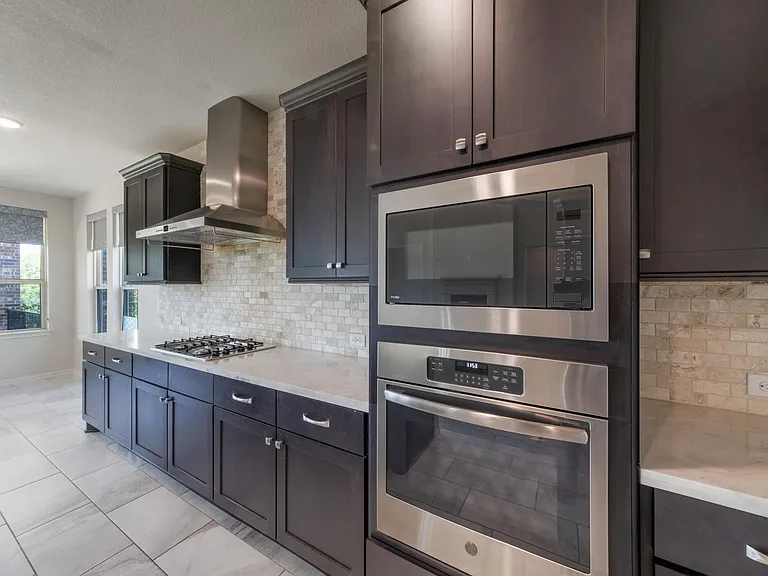 Kitchen 3