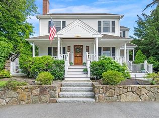 30 Longview Dr, Marblehead, MA 01945