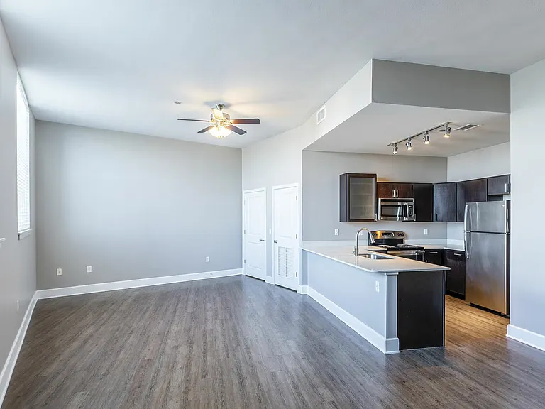 Heer's Luxury Living — Photo 33