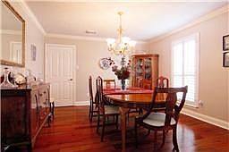 3rd image of 514 Meadow Bend Dr