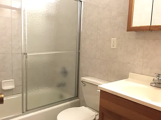 Rented by Sunrise Real Estate | media 16