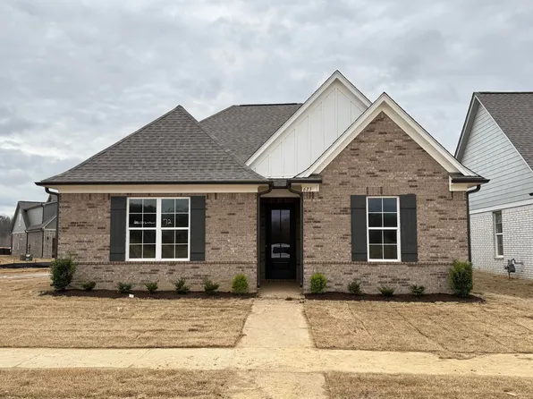 623 Sunflower St, Nesbit, MS 38651