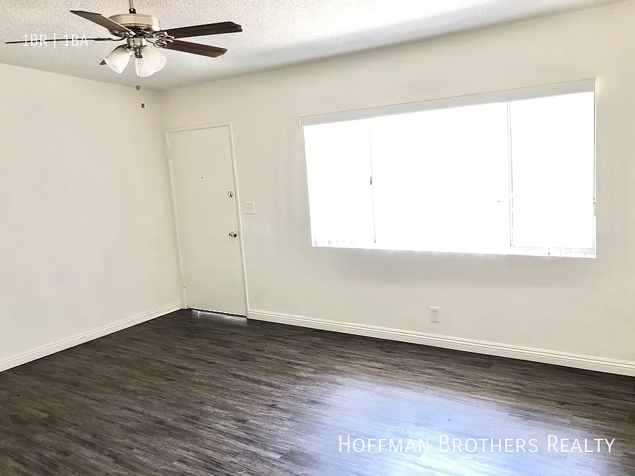 4558 W 173rd St Lawndale, CA 90260 — Photo 4