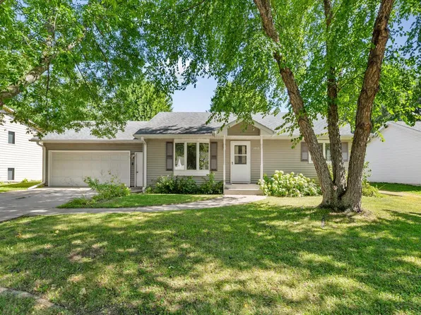 1813 Washington St, Northfield, MN 55057