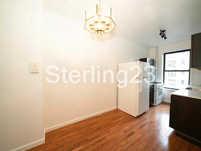23-53 28th St #1C — Photo 6