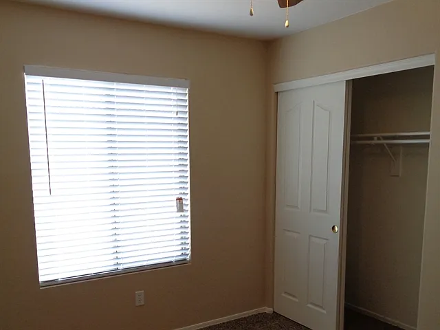 10440 W Colter St — Photo 13