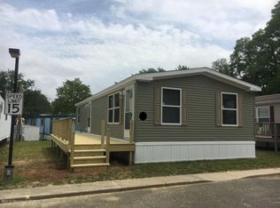 51 Compass Rd, Keansburg, NJ 07734