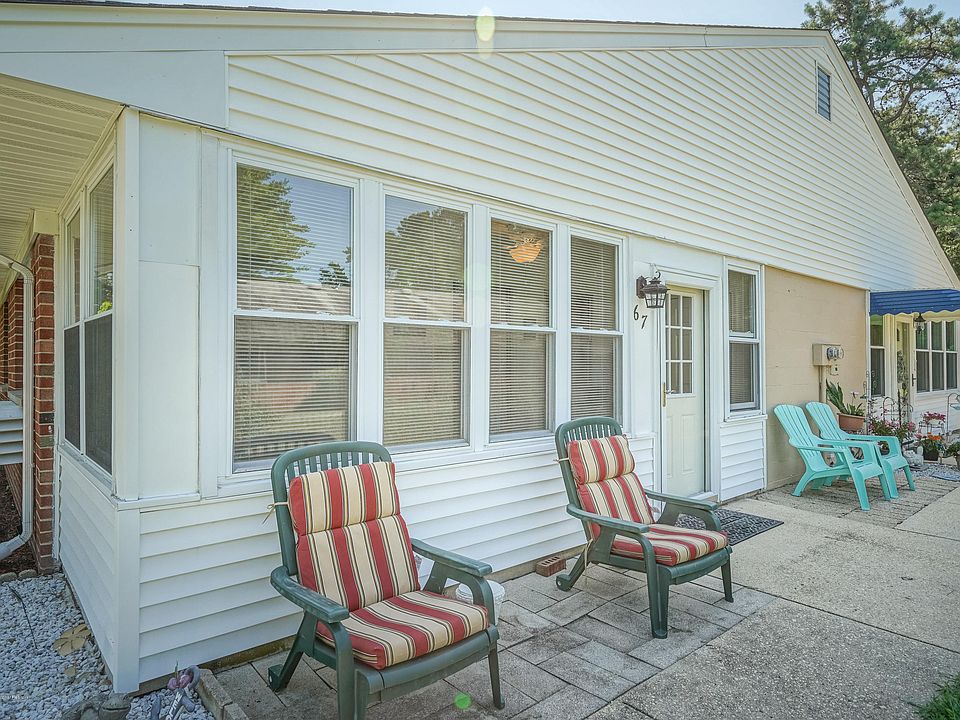 1st image of 67 Kennedy Drive #B