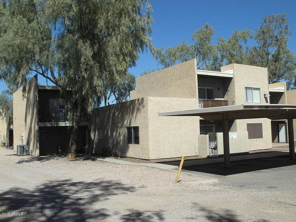 2nd image of 2802 E Le Marche Ave
