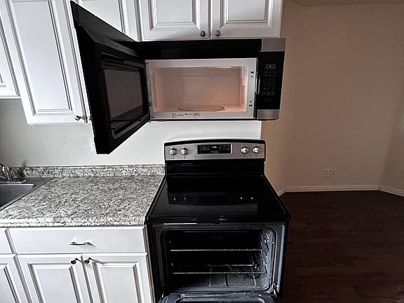 3rd image of 1148 Northfield Rd Unit 1-B