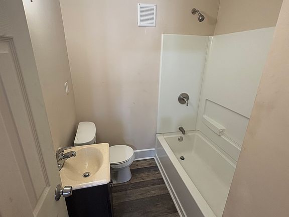 2nd image of 198 Court St #1