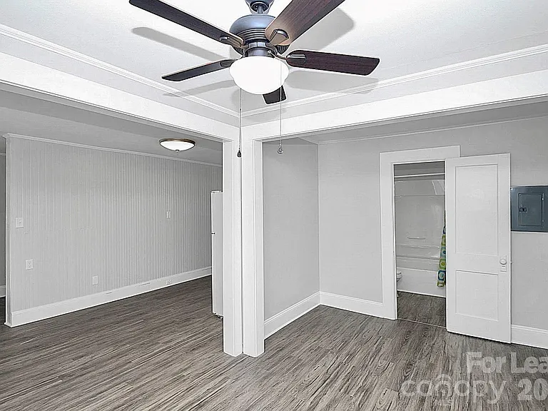 521 W 6th Ave — Photo 10