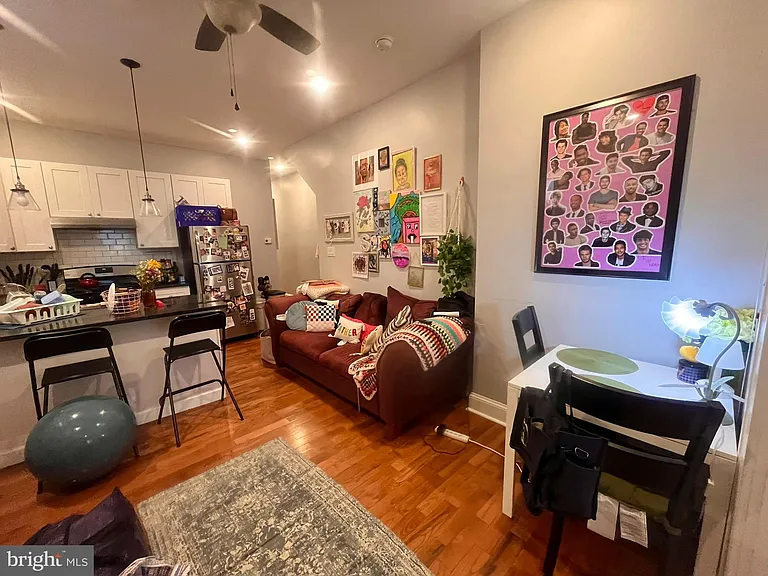 5028 Walnut St #1F — Photo 9