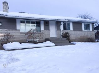 1338 N Deerfield Dr, Centerville, UT 84014