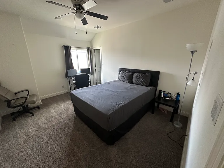 1037 Drew Ln — Photo 11