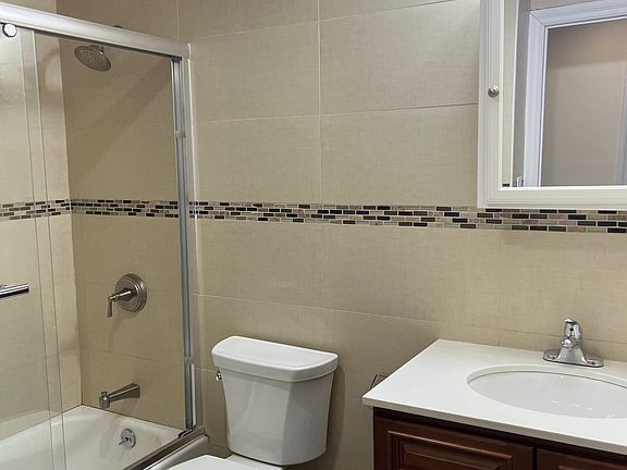 4th image of 329 Soundview Ln Floor 3