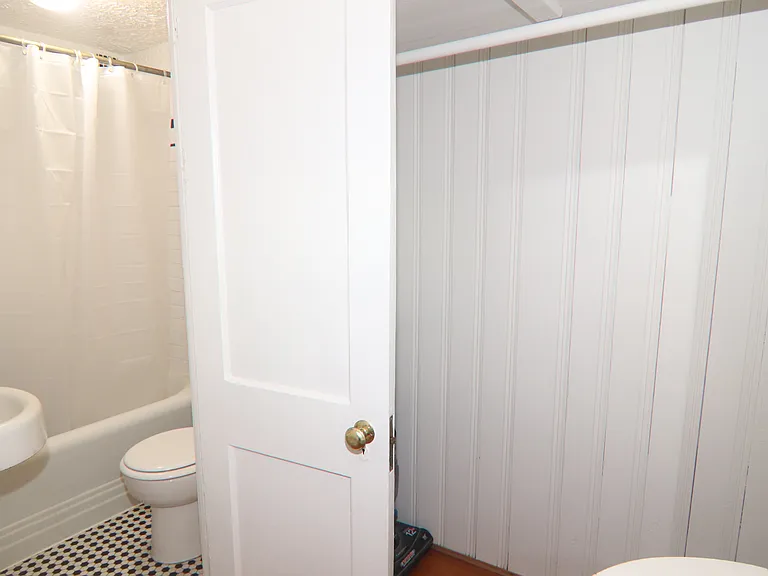 2200 Maryland Ave #C2 — Photo 7