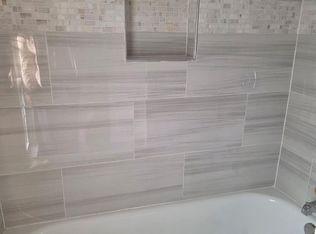 271 Champlain St #UP, Rochester, NY 14608