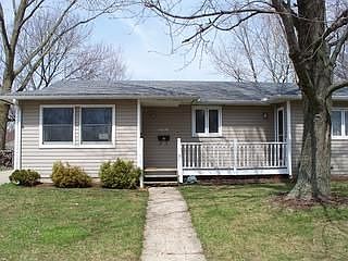 2nd image of 4458 Moraine Ave