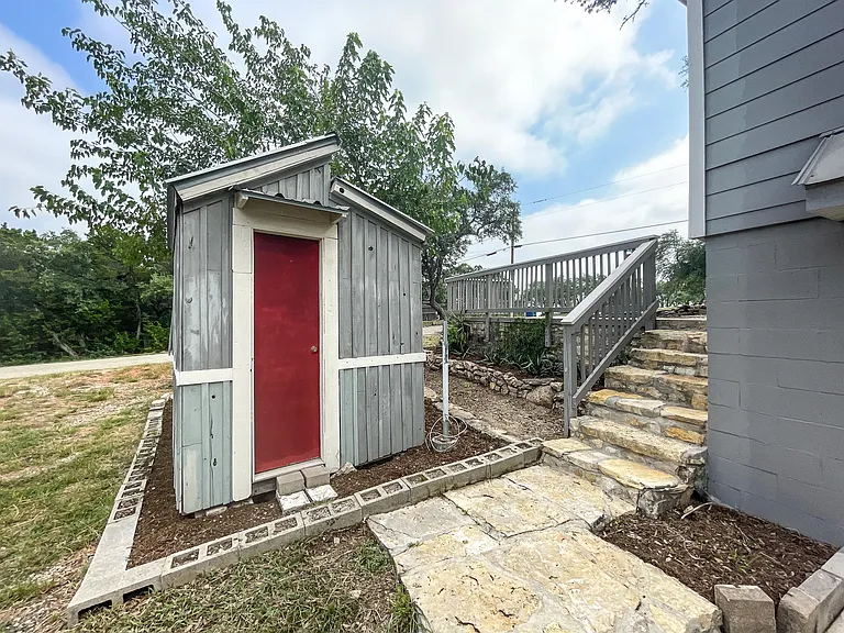 668 Creekside Dr — Photo 19
