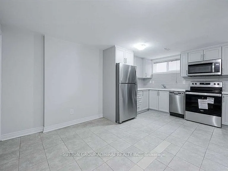 52 Farrell Ave #BASEMENT — Photo 12