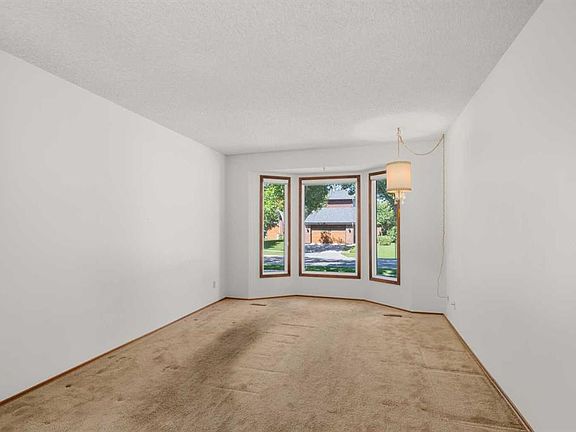 5th image of 14304 NW Deer Ridge Dr SE
