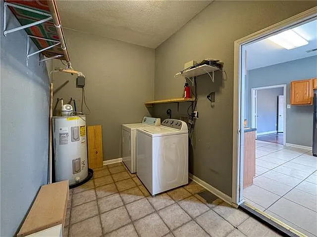 1319 France St — Photo 14