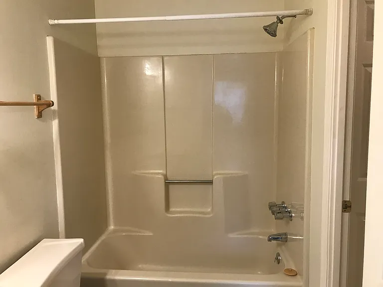 222 Cambridge Ct — Photo 38