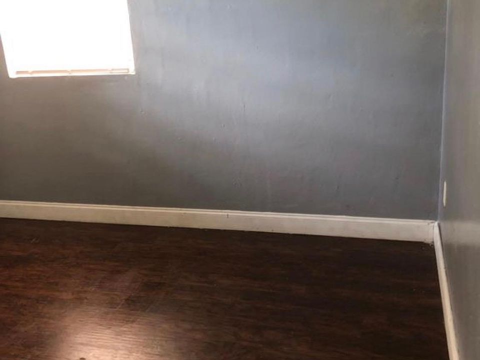 1st image of 825 Lincoln Ave