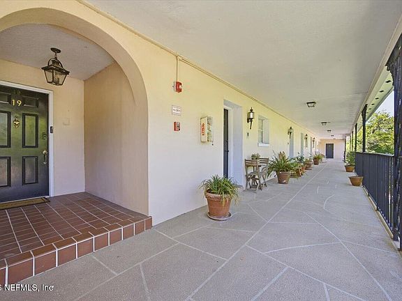 3rd image of 2909 ST JOHNS Avenue #32B