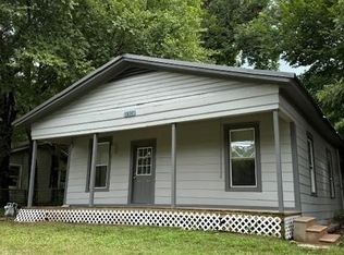 1837 W Houston St, Paris, TX 75460