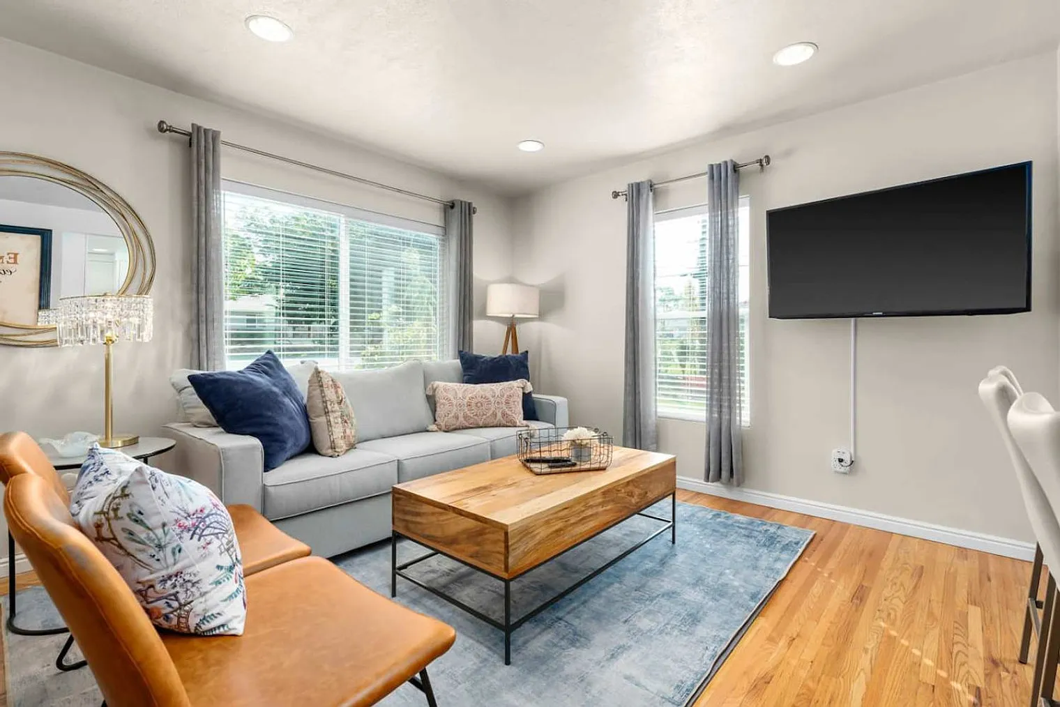 4 bed, 3.0 bath, 1991 sqft, $6,134 — Photo 1
