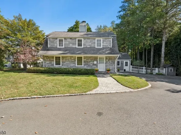 68 Crescent Pl, Millburn Twp., NJ 07078