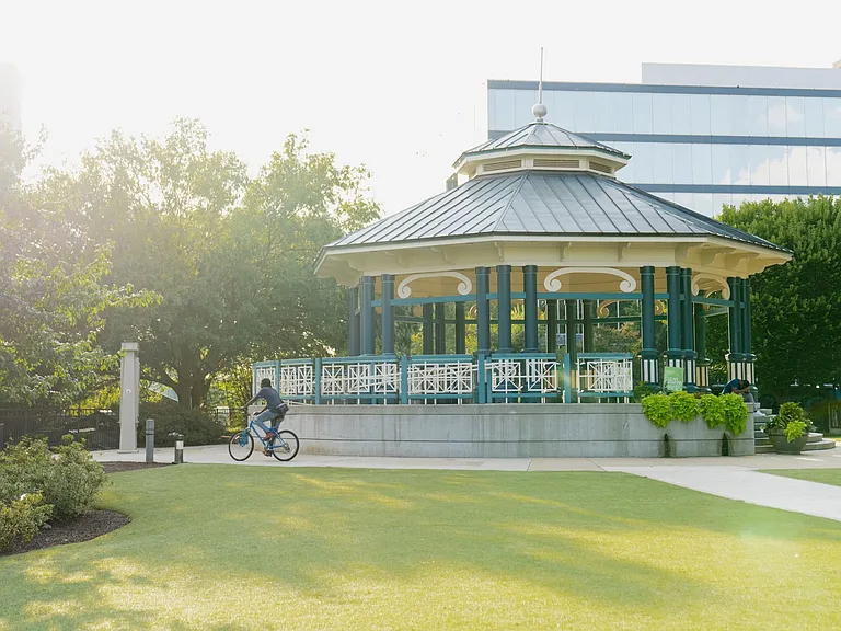 Start planning your move to Modera Decatur today.