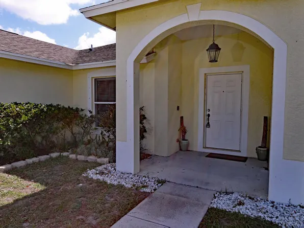 4219 SW Daemon Street, Port St Lucie, FL 34953